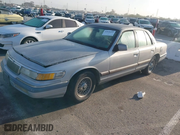 1994 Mercury Grand Marquis LS z VIN 2MELM75W9RX669484, wystawiony jako IAAI lot #41838499 z przebiegiem 101 777 mil mil oraz . Historia ofert i sprzedaży dostępna na DreamBid. Obrazek 2.