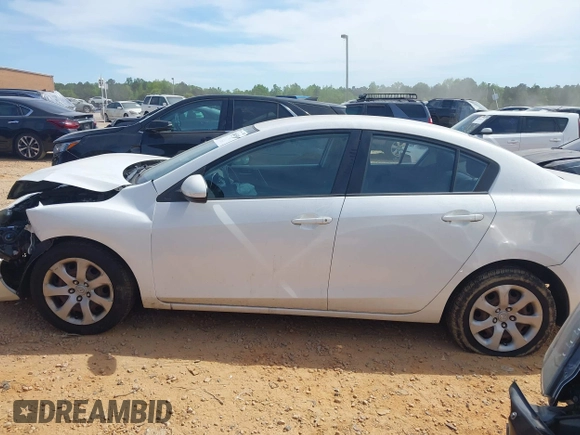2012 Mazda 3 i Sport with VIN JM1BL1UG6C1530856, listed as a IAAI auction lot 42066540 with 192,003 mi miles and . Bid and sale history available at DreamBid. Image 14.
