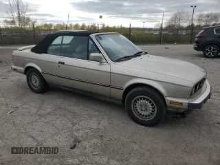 1988 BMW 3 Series z VIN WBABB2305J8860390, wystawiony jako Copart lot #80549114 z przebiegiem 73 054 mil mil oraz Czysty tytuł • Clean title. Historia ofert i sprzedaży dostępna na DreamBid. Obrazek 4.
