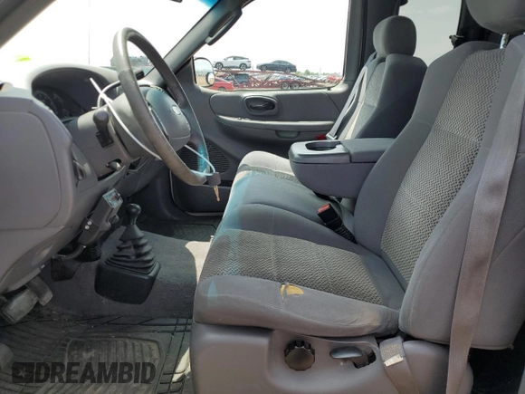 2003 Ford F-150 XL с VIN 1FTRX18L23NA68492, выставлен на аукционе Copart как лот 59052765 с пробегом Не указан миль и Списание • Salvage title. История ставок и продаж доступна на DreamBid. Изображение 7.
