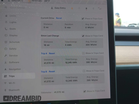 2022 Tesla Model Y Long Range z VIN 7SAYGDEE6NF364994, wystawiony jako IAAI lot #42322587 z przebiegiem 41 572 mil mil oraz . Historia ofert i sprzedaży dostępna na DreamBid. Obrazek 7.