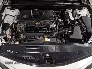 2021 Toyota Camry SE z VIN 4T1G11AK7MU600509, wystawiony jako Copart lot #84381585 z przebiegiem 80 060 mil mil oraz Czysty tytuł • Clean title. Historia ofert i sprzedaży dostępna na DreamBid. Obrazek 14.