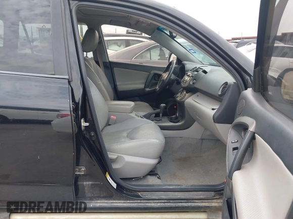 2010 Toyota RAV4 Limited z VIN 2T3YK4DV8AW006569, wystawiony jako IAAI lot #42657476 z przebiegiem 187 579 mil mil oraz . Historia ofert i sprzedaży dostępna na DreamBid. Obrazek 5.