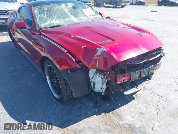 2019 Ford Mustang GT z VIN 1FA6P8CF1K5169685, wystawiony jako IAAI lot #42087297 z przebiegiem 76 612 mil mil oraz . Historia ofert i sprzedaży dostępna na DreamBid. Obrazek 6.