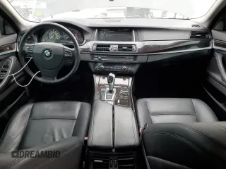 2014 BMW 5 Series 535i xDrive z VIN WBA5B3C50ED535366, wystawiony jako Copart lot #60574115 z przebiegiem 169 808 mil mil oraz Czysty tytuł • Clean title. Historia ofert i sprzedaży dostępna na DreamBid. Obrazek 8.