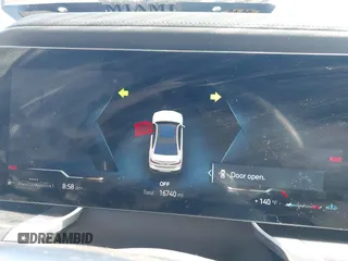 2024 BMW 7 Series 740i с VIN WBA23EH00RCP27147, выставлен на аукционе IAAI как лот 41932339 с пробегом 16 740 миль миль и . История ставок и продаж доступна на DreamBid. Изображение 7.