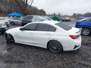 2020 BMW 3 Series 330i xDrive with VIN 3MW5R7J09L8B43636, listed as a IAAI auction lot 41924983 with 45,220 mi miles and . Bid and sale history available at DreamBid. Image 14.