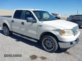 2008 Ford F-150 XLT z VIN 1FTPW12548FA35189, wystawiony jako IAAI lot #42676149 z przebiegiem 198 067 mil mil oraz . Historia ofert i sprzedaży dostępna na DreamBid. Obrazek 1.
