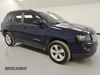 2017 Jeep Compass Latitude z VIN 1C4NJDEB7HD171661, wystawiony jako Copart lot #48417475 z przebiegiem 91 001 mil mil oraz Czysty tytuł • Clean title. Historia ofert i sprzedaży dostępna na DreamBid. Obrazek 4.