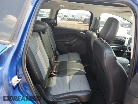 2019 Ford Escape Titanium z VIN 1FMCU9J99KUB39487, wystawiony jako Copart lot #60424765 z przebiegiem 43 094 mil mil oraz Szkoda całkowita • Salvage title. Historia ofert i sprzedaży dostępna na DreamBid. Obrazek 10.