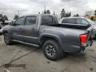 2017 Toyota Tacoma SR5 z VIN 3TMAZ5CNXHM048452, wystawiony jako Copart lot #52996785 z przebiegiem 71 588 mil mil oraz Szkoda całkowita • Salvage title. Historia ofert i sprzedaży dostępna na DreamBid. Obrazek 2.