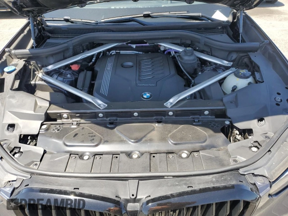 2021 BMW X5 xDrive40i with VIN 5UXCR6C06M9H65380, listed as a Copart auction lot 57445405 with 33,916 mi miles and Salvage title. Bid and sale history available at DreamBid. Image 12.