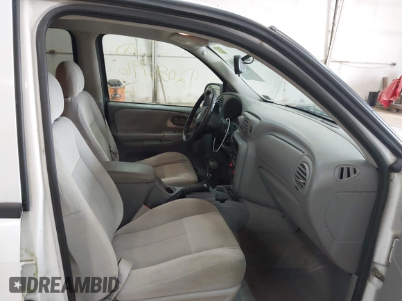 2008 Chevrolet TrailBlazer LT with VIN 1GNET13M482164814, listed as a IAAI auction lot 42086796 with 58,173 mi miles and . Bid and sale history available at DreamBid. Image 5.