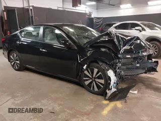 2021 Nissan Altima SV z VIN 1N4BL4DV6MN411107, wystawiony jako IAAI lot #42103161 z przebiegiem 22 133 mil mil oraz . Historia ofert i sprzedaży dostępna na DreamBid. Obrazek 1.