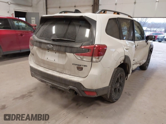 2024 Subaru Forester Wilderness with VIN JF2SKAJC4RH434391, listed as a IAAI auction lot 41390511 with 19,136 mi miles. Bid and sale history available at carsss.com. Image 4.
