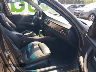 2006 BMW 3 Series 325i с VIN WBAVB13576KX51510, выставлен на аукционе IAAI как лот 42768678 с пробегом 236 318 миль миль и . История ставок и продаж доступна на DreamBid. Изображение 5.