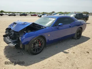 2022 Dodge Challenger R/T Scat Pack z VIN 2C3CDZFJ0NH137064, wystawiony jako Copart lot #50575805 z przebiegiem 63 359 mil mil oraz Czysty tytuł • Clean title. Historia ofert i sprzedaży dostępna na DreamBid. Obrazek 1.