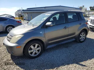2004 Scion xA with VIN JTKKT624140043635, listed as a Copart auction lot 52808815 with 197,115 mi miles and Salvage Title. Bid and sale history available at DreamBid. Image 1.