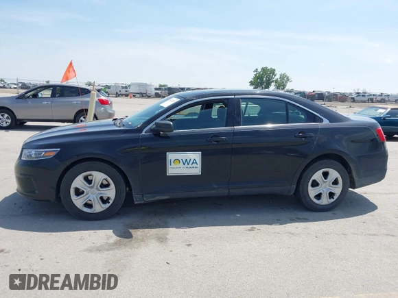 2017 Ford Police Interceptor с VIN 1FAHP2MK8HG119848, выставлен на аукционе IAAI как лот 42482045 с пробегом 76 054 миль миль и . История ставок и продаж доступна на DreamBid. Изображение 14.