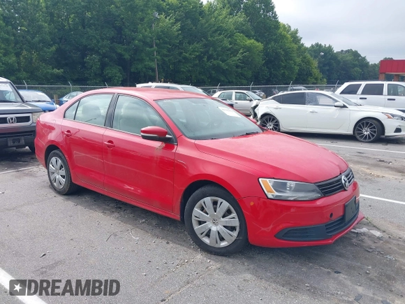 2012 Volkswagen Jetta SE with VIN 3VWDX7AJ9CM352425, listed as a IAAI auction lot 42711352 with Not provided miles and . Bid and sale history available at DreamBid. Image 1.