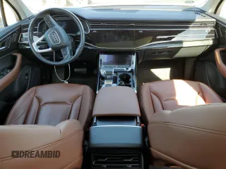 2020 Audi Q7 Premium z VIN WA1AXAF71LD005113, wystawiony jako Copart lot #39551684 z przebiegiem 61 912 mil mil oraz . Historia ofert i sprzedaży dostępna na DreamBid. Obrazek 8.
