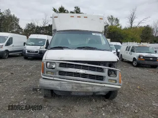 2002 Chevrolet Express Commercial E23 with VIN 1GBHG31R021196049, listed as a Copart auction lot 71881934 with Not Provided miles and Salvage Title. Bid and sale history available at carsss.com. Image 5.