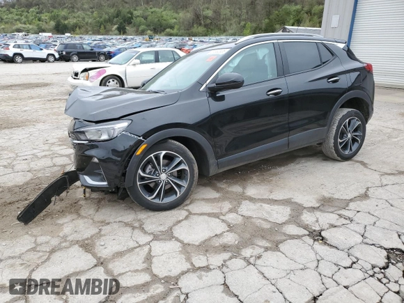 2023 Buick Encore GX Select с VIN KL4MMESL7PB044497, выставлен на аукционе Copart как лот 51382635 с пробегом 6 366 миль миль и Списание • Salvage title. История ставок и продаж доступна на DreamBid. Изображение 1.