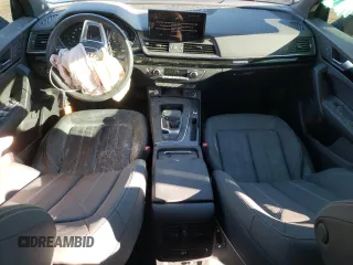 2024 Audi Q5 Komfort with VIN WA1AAAFY0R2077810, listed as a Copart auction lot 83154204 with 14,384 mi miles and Salvage Title. Bid and sale history available at carsss.com. Image 8.