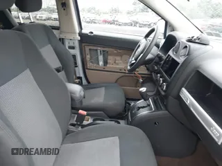 2017 Jeep Compass Sport SE с VIN 1C4NJCBA5HD123436, выставлен на аукционе IAAI как лот 42622235 с пробегом 135 334 миль миль и . История ставок и продаж доступна на DreamBid. Изображение 5.