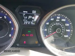 2015 Hyundai Elantra SE z VIN 5NPDH4AE9FH590805, wystawiony jako IAAI lot #41687509 z przebiegiem 237 215 mil mil oraz . Historia ofert i sprzedaży dostępna na DreamBid. Obrazek 7.