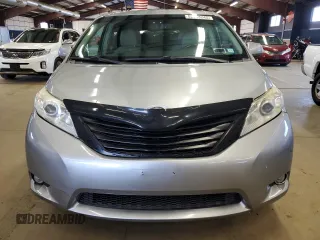 2012 Toyota Sienna XLE with VIN 5TDDK3DC6CS033619, listed as a Copart auction lot 52603245 with 225,740 mi miles and Clean Title. Bid and sale history available at carsss.com. Image 5.