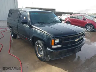 1993 Chevrolet C/K 1500 with VIN 1GCDC14Z8PE143847, listed as a IAAI auction lot 41735503 with 285,224 mi miles. Bid and sale history available at carsss.com. Image 1.