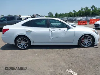 2016 Hyundai Equus Signature z VIN KMHGH4JH7GU102560, wystawiony jako IAAI lot #42405555 z przebiegiem 95 702 mil mil oraz . Historia ofert i sprzedaży dostępna na DreamBid. Obrazek 13.