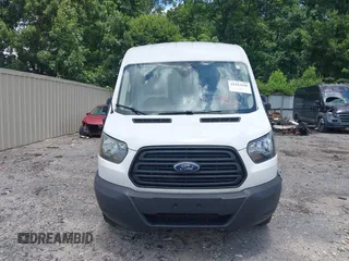 2019 Ford Transit z VIN 1FTBW2CM5KKB43860, wystawiony jako IAAI lot #42422646 z przebiegiem 129 215 mil mil oraz . Historia ofert i sprzedaży dostępna na DreamBid. Obrazek 12.