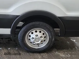 2023 Ford Transit Passenger XL с VIN 1FBAX9CG3PKC04601, выставлен на аукционе IAAI как лот 42667371 с пробегом 11 903 миль миль и . История ставок и продаж доступна на DreamBid. Изображение 12.