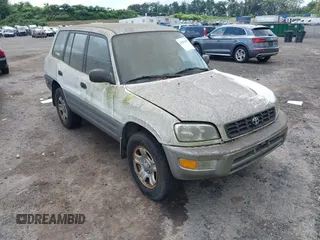 2000 Toyota RAV4 z VIN JT3GP10V9Y7075878, wystawiony jako IAAI lot #42813557 z przebiegiem 218 406 mil mil oraz . Historia ofert i sprzedaży dostępna na DreamBid. Obrazek 1.