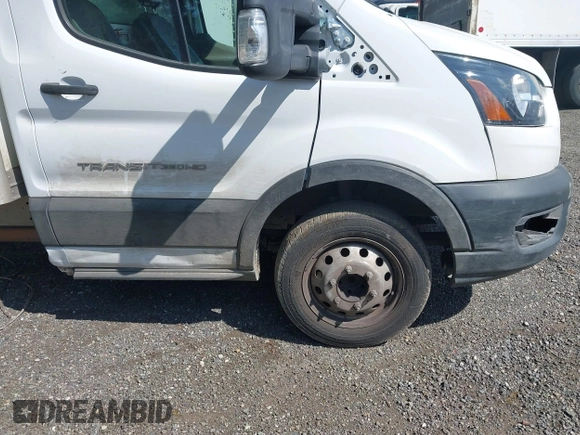 2021 Ford Transit with VIN 1FDBF6Z82MKA96495, listed as a IAAI auction lot 42410967 with 58,254 mi miles and . Bid and sale history available at DreamBid. Image 6.