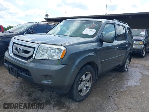 2009 Honda Pilot EX with VIN 5FNYF48489B008698, listed as a IAAI auction lot 42175230 with 268,560 mi miles and . Bid and sale history available at DreamBid. Image 2.