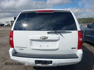 2011 Chevrolet Suburban LT with VIN 1GNSCJE01BR291466, listed as a IAAI auction lot 41800799 with 232,542 mi miles. Bid and sale history available at carsss.com. Image 16.