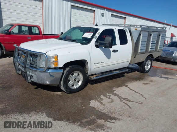 2012 Chevrolet Silverado 1500 LT with VIN 1GCRKSE06CZ198069, listed as a IAAI auction lot 41831860 with 125,511 mi miles and . Bid and sale history available at DreamBid. Image 2.
