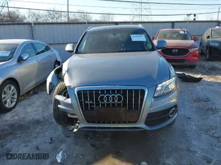 2011 Audi Q5 3.2L Premium Plus with VIN WA1DKAFP1BA075495, listed as a IAAI auction lot 41419035 with 184,993 mi miles. Bid and sale history available at carsss.com. Image 12.