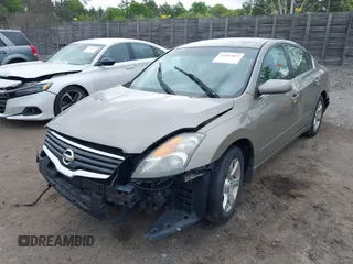 2008 Nissan Altima 2.5 z VIN 1N4AL21E48N540084, wystawiony jako IAAI lot #42303017 z przebiegiem Nie podano mil oraz . Historia ofert i sprzedaży dostępna na DreamBid. Obrazek 2.