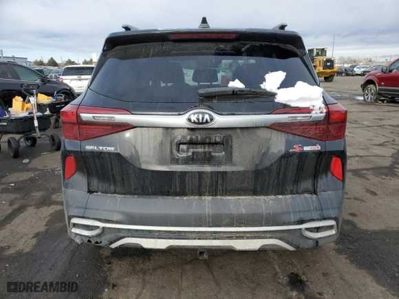 2021 Kia Seltos S with VIN KNDEUCA25M7159766, listed as a Copart auction lot 82925904 with NaN miles and Salvage Title. Bid and sale history available at carsss.com. Image 6.