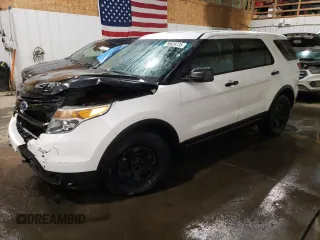2015 Ford Police Interceptor Utility z VIN 1FM5K8AR2FGB83960, wystawiony jako Copart lot #50028735 z przebiegiem 145 063 mil mil oraz Szkoda całkowita • Salvage title. Historia ofert i sprzedaży dostępna na DreamBid. Obrazek 1.