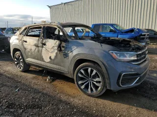 2021 Volkswagen Atlas SEL Premium R-Line z VIN 1V2FE2CA7MC223635, wystawiony jako Copart lot #85544804 z przebiegiem Nie podano mil oraz Nie do naprawy • Non repairable. Historia ofert i sprzedaży dostępna na DreamBid. Obrazek 4.