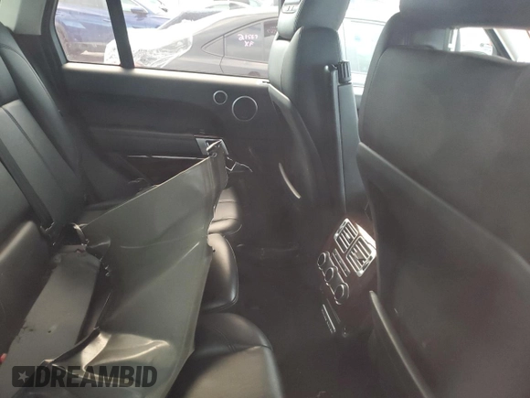 2014 Land Rover Range Rover with VIN SALGR2WF4EA137822, listed as a Copart auction lot 82494434 with Not Provided miles and Salvage Title. Bid and sale history available at DreamBid. Image 10.