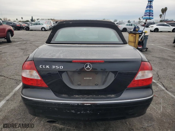 2008 Mercedes-Benz CLK-Class 3.5L with VIN WDBTK56F28F250346, listed as a Copart auction lot 82059404 with 124,621 mi miles and Clean Title. Bid and sale history available at carsss.com. Image 6.
