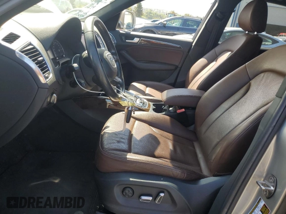 2014 Audi Q5 Premium Plus z VIN WA1LFAFPXEA004297, wystawiony jako Copart lot #56866235 z przebiegiem 90 785 mil mil oraz Szkoda całkowita • Salvage title. Historia ofert i sprzedaży dostępna na DreamBid. Obrazek 7.