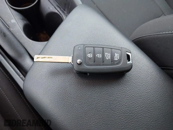 2024 Hyundai Elantra SE with VIN KMHLL4DG5RU799018, listed as a IAAI auction lot 41617298 with 6,557 mi miles and . Bid and sale history available at DreamBid. Image 11.