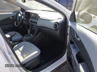 2020 Hyundai Kona Ultimate with VIN KM8K53A55LU556724, listed as a IAAI auction lot 41370388 with 23,651 mi miles. Bid and sale history available at carsss.com. Image 5.